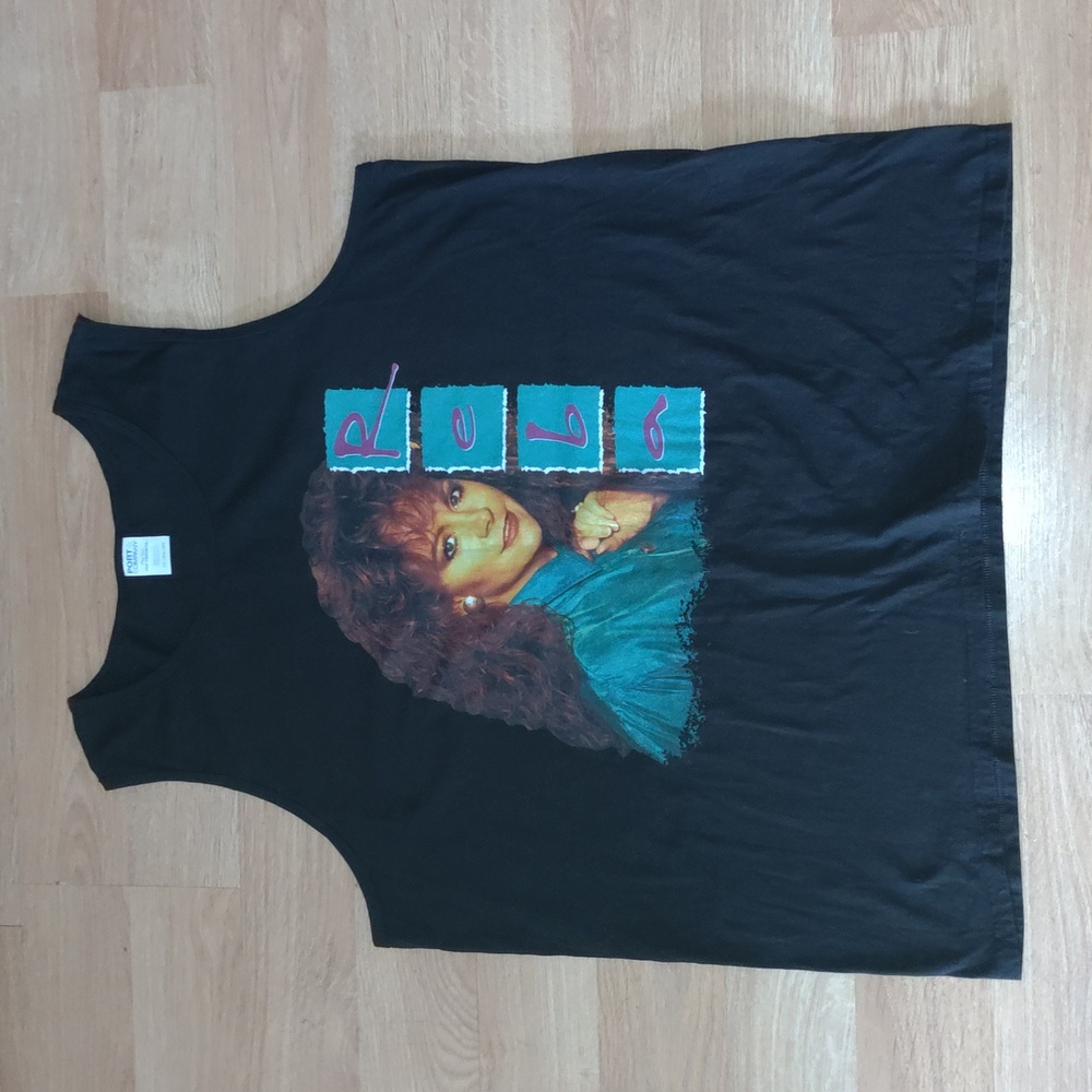 Reba Graphic Black Sleeveless Vest Women's Size XXL